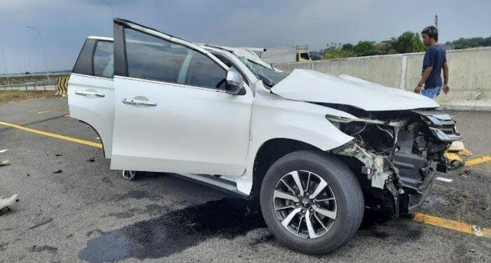 Mengalami Kecelakaan Mobil Artis Vanessa Angel Dan Suami Meninggal Dunia