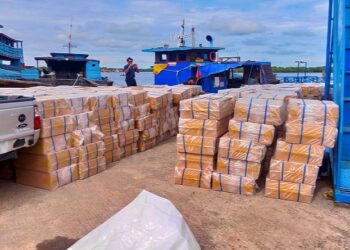 Bea Cukai Berhasil Gagalkan Penyeludupan 9.5 Juta Batang Rokok Dari Singapore Senilai 10 Milyar Rupiah