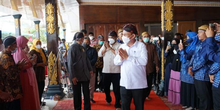 Gubernur Kepri Apresiasi Among Metro Kegiatan Sunatan Massal Terapkan Prokes 5M dengan Ketat
