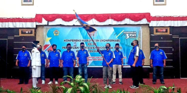 Riyadi Terpilih Sebagai Ketua PWI Karimun Periode 2021 – 2024