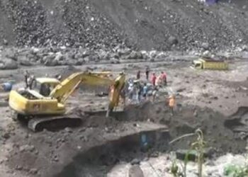 Banjir Lahar Dingin Merapi, Supir Truck Yang Hanyut Belum Ditemukan