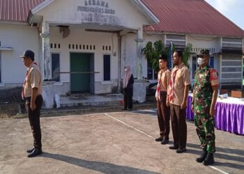 Koramil 02 Moro Kodim 0317 TBK Hadir Dalam Pelantikan Bantara Pramuka SMAN 1 Moro