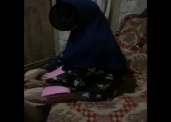 Guru Hukum 16 Siswanya Makan Sampah, Gara-gara Para Korban Ribut Ingin Beri Kejutan Guru yang Ultah