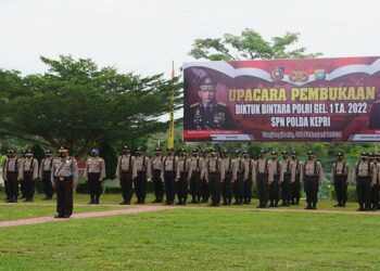 Upacara Pembukaan Pendidikan Pembentukan Bintara Polri Gelombang I Tahun Anggaran 2022 di SPN Polda Kepri Tanjung Batu