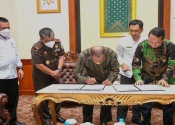 Gubernur Ansar Libatkan Kejaksaan Tinggi Kepri Awasi Pengerjaan Proyek Pembangunan