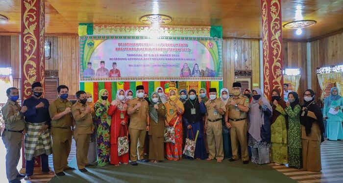 Dukung Pelatihan Tudung Manto, Nizar Targetkan 100 Pengrajin Baru