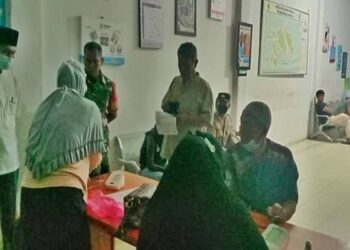 Dinas Kesehatan Moro Lakukan Vaksinasi Boster Di Dampingi TNI-Polri Bersama Camat Moro
