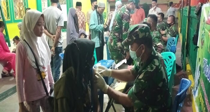 Kodim 0317 Adakan Sebuan Vaksinasi Tim Mobile Malam Hari Selama Ramadhan