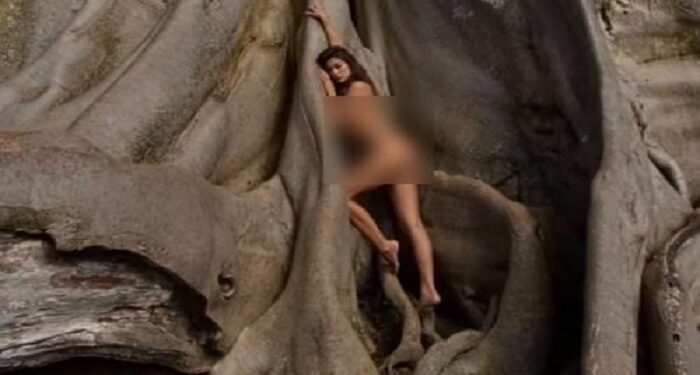 Pohon Kayu Putih Bali Jadi Lokasi Foto Telanjang Bule Rusia