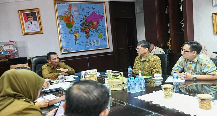 Gubernur Ansar Bahas Kerjasama Dengan Republic Polytechnic of Singapore