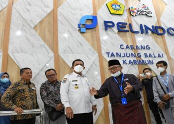 2 Tahun Dihentikan, Gubernur Ansar Lepas Pelayaran Perdana Karimun-Malaysia