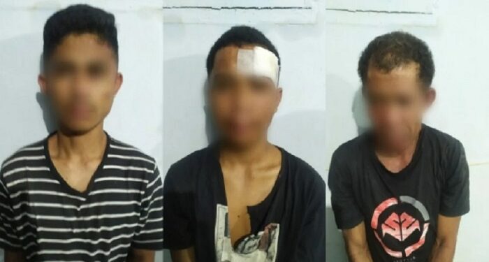 Istri Brimob Yang Lagi Hamil 8 Bulan Diinjak-Injak Oleh Pria Ini