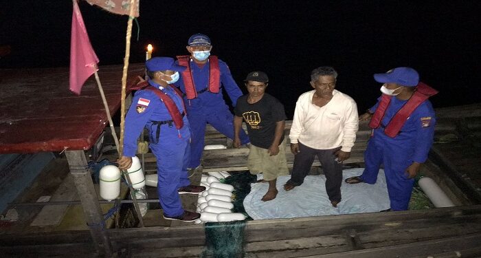 Pompong Nelayan Hilang Contact Satplairud Polres Karimun Kerahkan Tim SAR