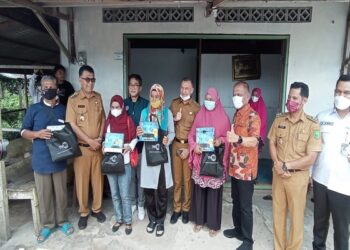 TVRI Bagikan STB Untuk Masyarakat Natuna