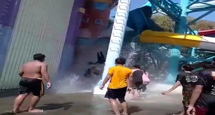 Pengelola Menduga Seluncuran Water Park Ambruk Karena Kelebihan Beban