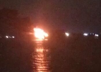 Breaking News ! Kapal Dumai Line 5 Terbakar