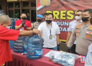 Ciri-ciri Aqua Galon dan Botol Aqua Asli