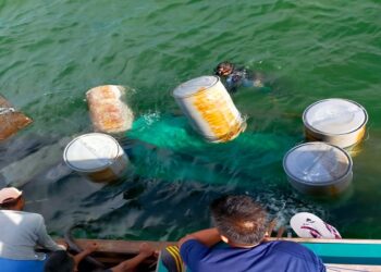 Kapal Nelayan Tabrak Pompong Nelayan Di Karimun