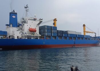 TNI AL Berhasil Evakuasi TB Dzakiyyah Marine 99 Tenggelam