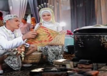 Viral Pengantin di Desa Sesi Foto Dekat Kompor, Tak Sangka Hasilnya Begini