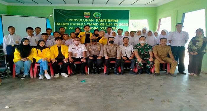 TMMD Ke 114 Sosialisasikan Kamtibmas Ciptakan Pulau Parit yang kondusif