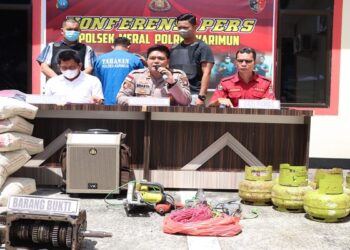 Polsek Meral Polres Karimun Gelar Konferensi Pers Pengungkapan Tindak Pidana Pencurian