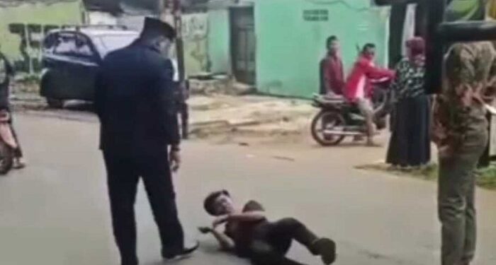 Sopir Truk Disuruh “Push Up” hingga Berguling di Jalan, Wakil Ketua DPRD Depok: Buat Efek Jera