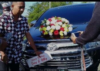 Plat No Ditutup, Mobil Pengantin Di Tilang Polisi Di Kupang