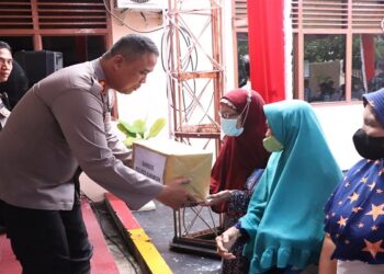 Polres Karimun Gelar Silahturahmi Bersama Tokoh Masyarakat Serta Bagikan Bantuan Sosial