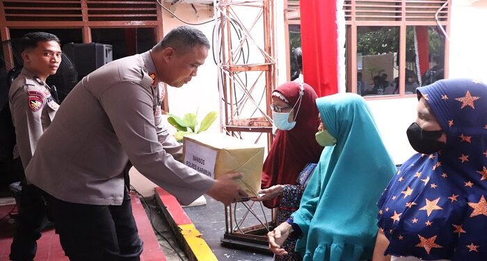 Polres Karimun Gelar Silahturahmi Bersama Tokoh Masyarakat Serta Bagikan Bantuan Sosial