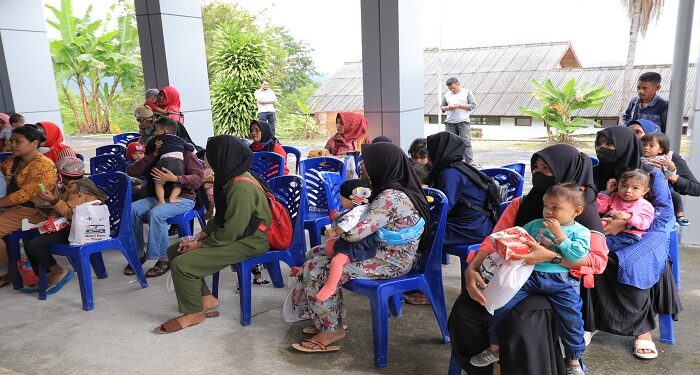 Ratusan Anak Stunting Di Kecamatan Tebing Terima Paket Makanan Tambahan Dari PT TIMAH Tbk