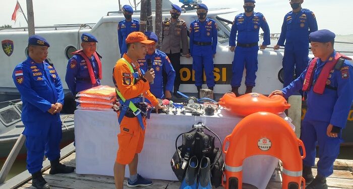 Satpolairud Polres Karimun Melakukan Simulasi Pelatihan SAR