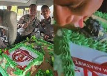 Viral! Oknum Polisi Jilat Kue Ultah TNI