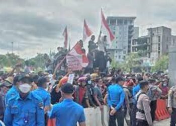 Krisis Air Bersih, Warga Tanjung Uncang Demo Ke Kantor BP Batam