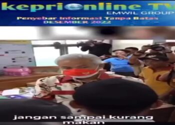 Ganjar Pranowo Kunjungi Warga Korban Banjir di Pati