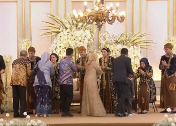 Gubernur Ansar Hadiri Pernikahan Anak Presiden RI Kaesang dan Erina