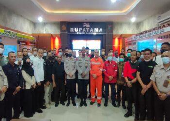 Kasat Binmas Polres Karimun Sosialisasi Perpol No. 4 tahun 2020 Kepada Pimpinan Perusahaan dan Satpam