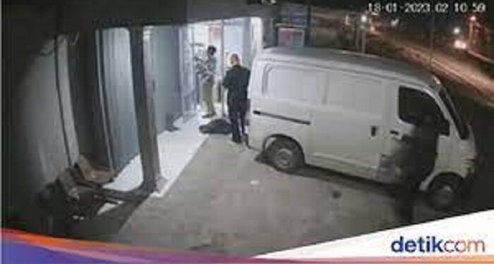 Mobil Pengisian ATM dibawa kabur, Aksinya terekam CCTV