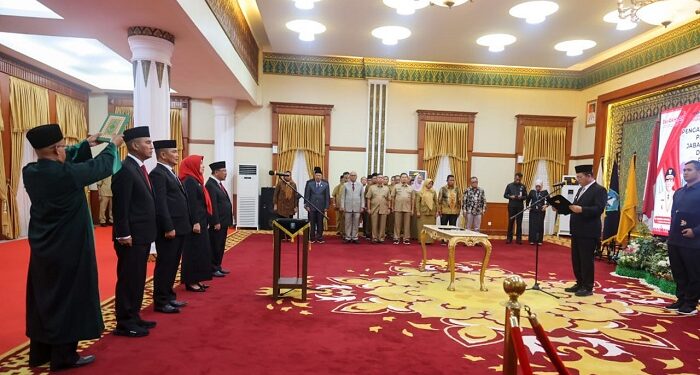 Gubernur Ansar Rotasi dan Mutasi 4 Pejabat Pimpinan Tinggi Pratama