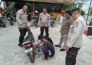 Tanggapi Keluham Masyarakat Moro, Polsek Moro Razia Knalpot Racing
