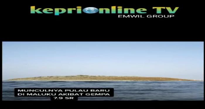 Sebuah Pulau Muncul Di Perairan Maluku Setelah Selesai Gempa 7,5M, Warga Mengungsi