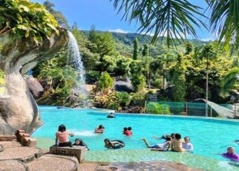 Sejarah Air Terjun Gunung Hiu di Kabupaten Natuna