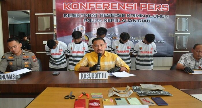 Ditreskrimum Polda Kepri Berhasil Amankan 5 Pelaku Sindikat Pencurian Kendaraan Bermotor di Batam