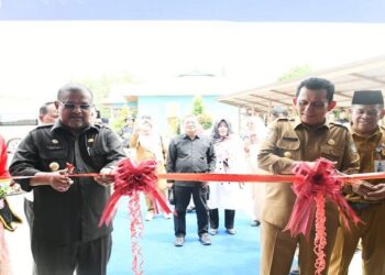 Untuk Tingkatkan Fasilitas Belajar, Gubernur Ansar Resmikan Laboratorium Kimia SMA Negeri 4 Karimun