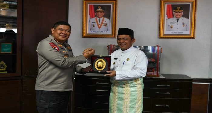 Gubernur Ansar Terima Silaturahmi Kapolda Kepri Yang Baru