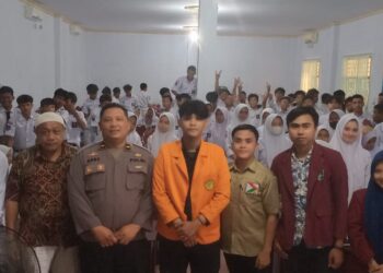 Bhabinkamtibmas Polsek Delitua Beri Penyuluhan Di SMA Swasta Istiqlal