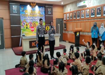 Satlantas Polres Karimun Tanamkan Budaya Disiplin Lalu Lintas Sejak Usia Dini