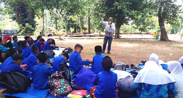 Belajar Sambil Berwisata, 40 Siswa Sd Kunjungi Tempat Wisata Cagar Budaya