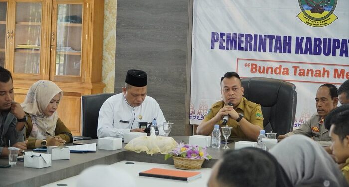 Bupati Lingga Rapat Bersama Kemenag Lingga Persiapan Bulan Suci Ramadhan