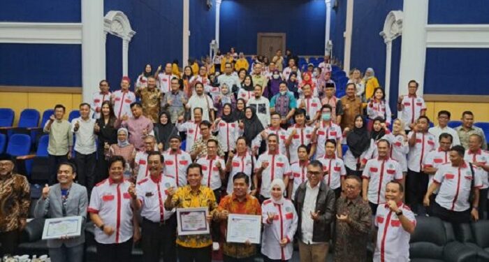 Bupati Natuna Menghadiri Seminar Nasional di Universitas Batam